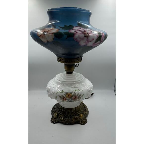 Vintage Hurricane Milk Glass Lamp 1960’s - Picture 1 of 4